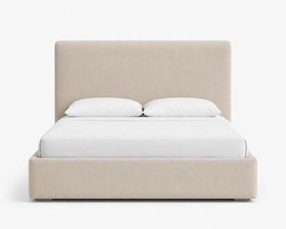 Cama Noa estofada com cabeceira ampla e design minimalista produzida em Portugal pela VILLA Interiores