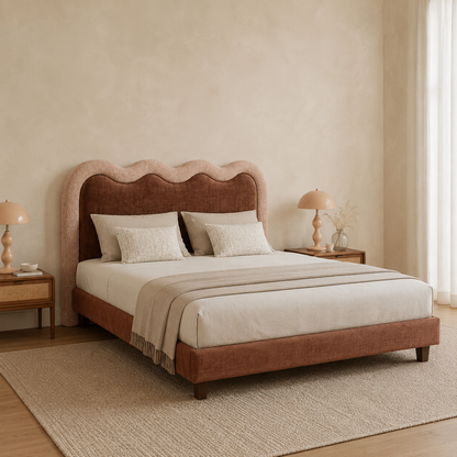 Cama Sienna estofada com cabeceira ondulada e detalhes elegantes produzida em Portugal pela VILLA Interiores